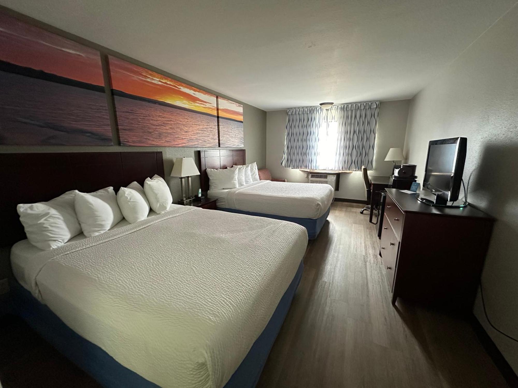 Days Inn & Suites By Wyndham Stevens Point Eksteriør billede