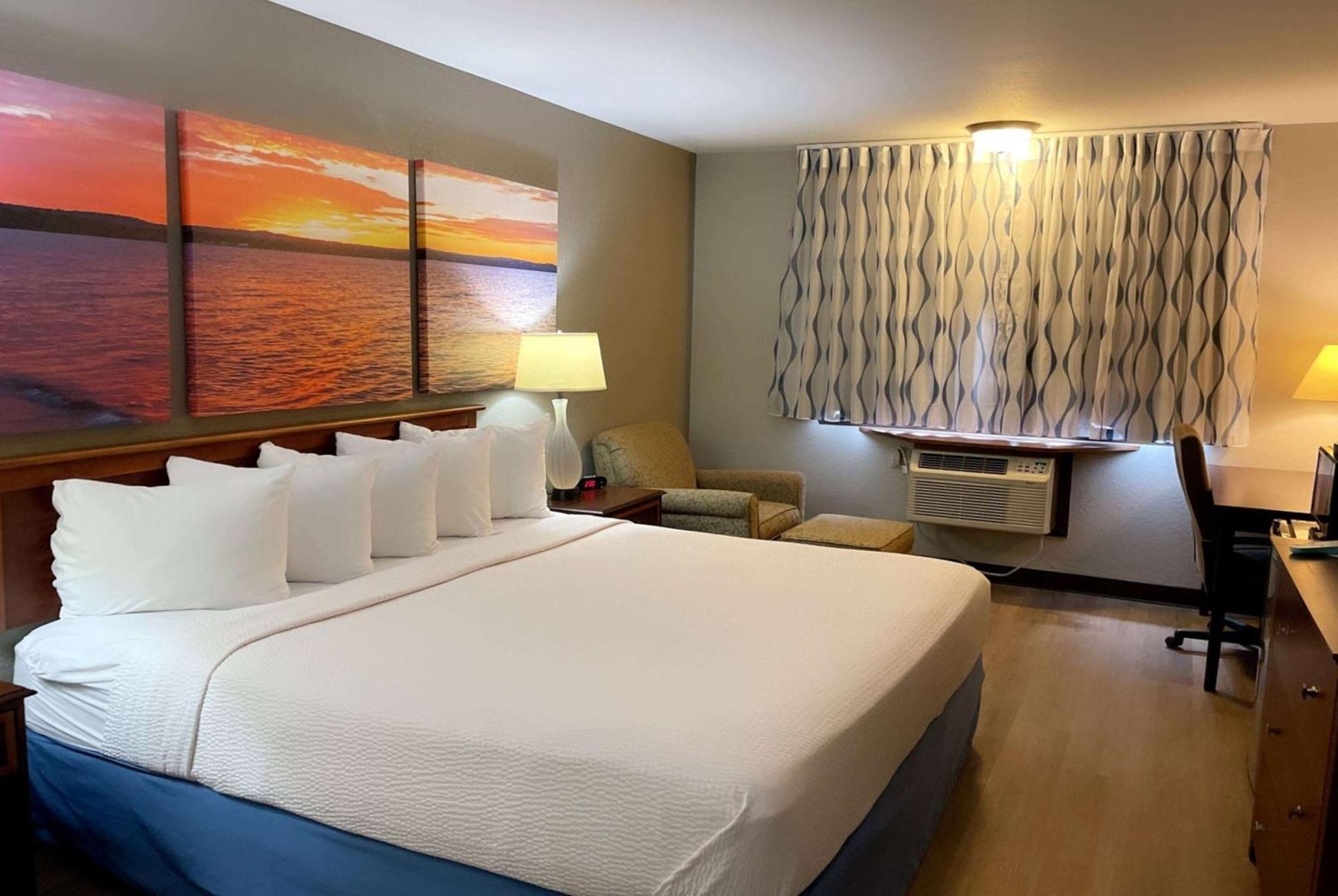 Days Inn & Suites By Wyndham Stevens Point Eksteriør billede
