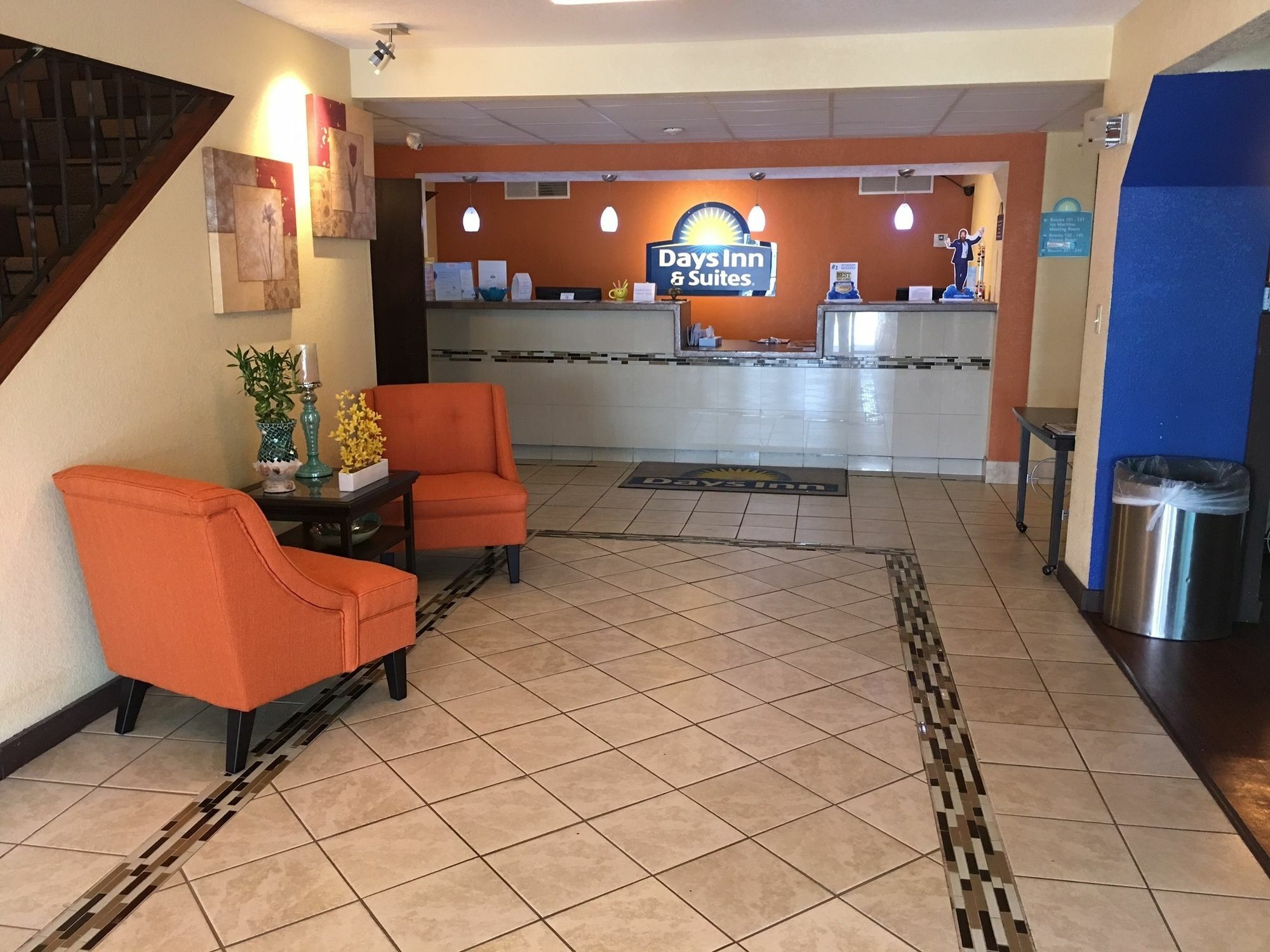 Days Inn & Suites By Wyndham Stevens Point Eksteriør billede